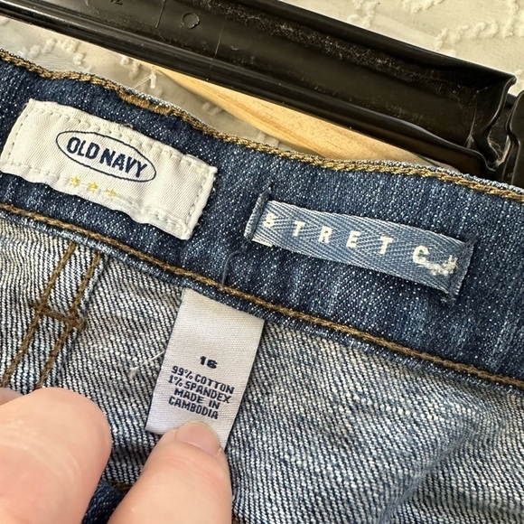 Old Navy Stretch Women’s Size 16 Mini Denim Skirt - Picture 7 of 8